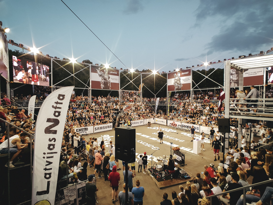 KingsOfAir_2018_10