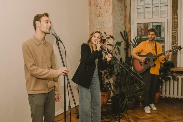 22893316-A52A-45C3-9E7C-F25849CA6B81