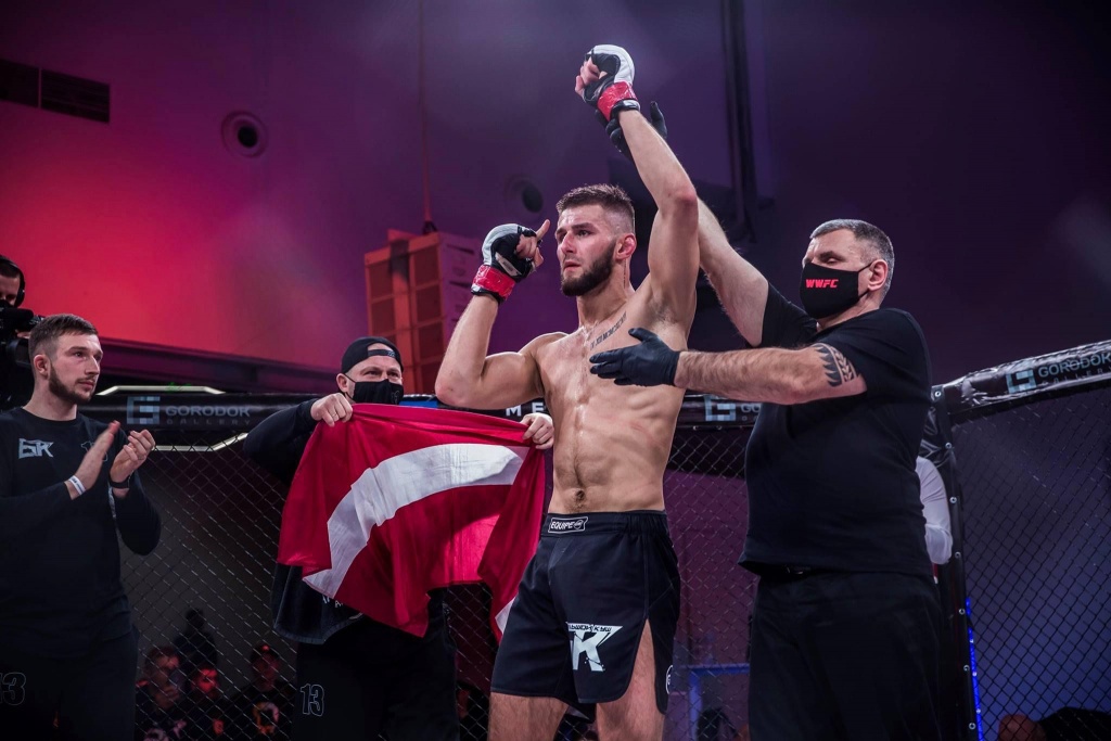 1b79685c211eb85079d183ef0586b